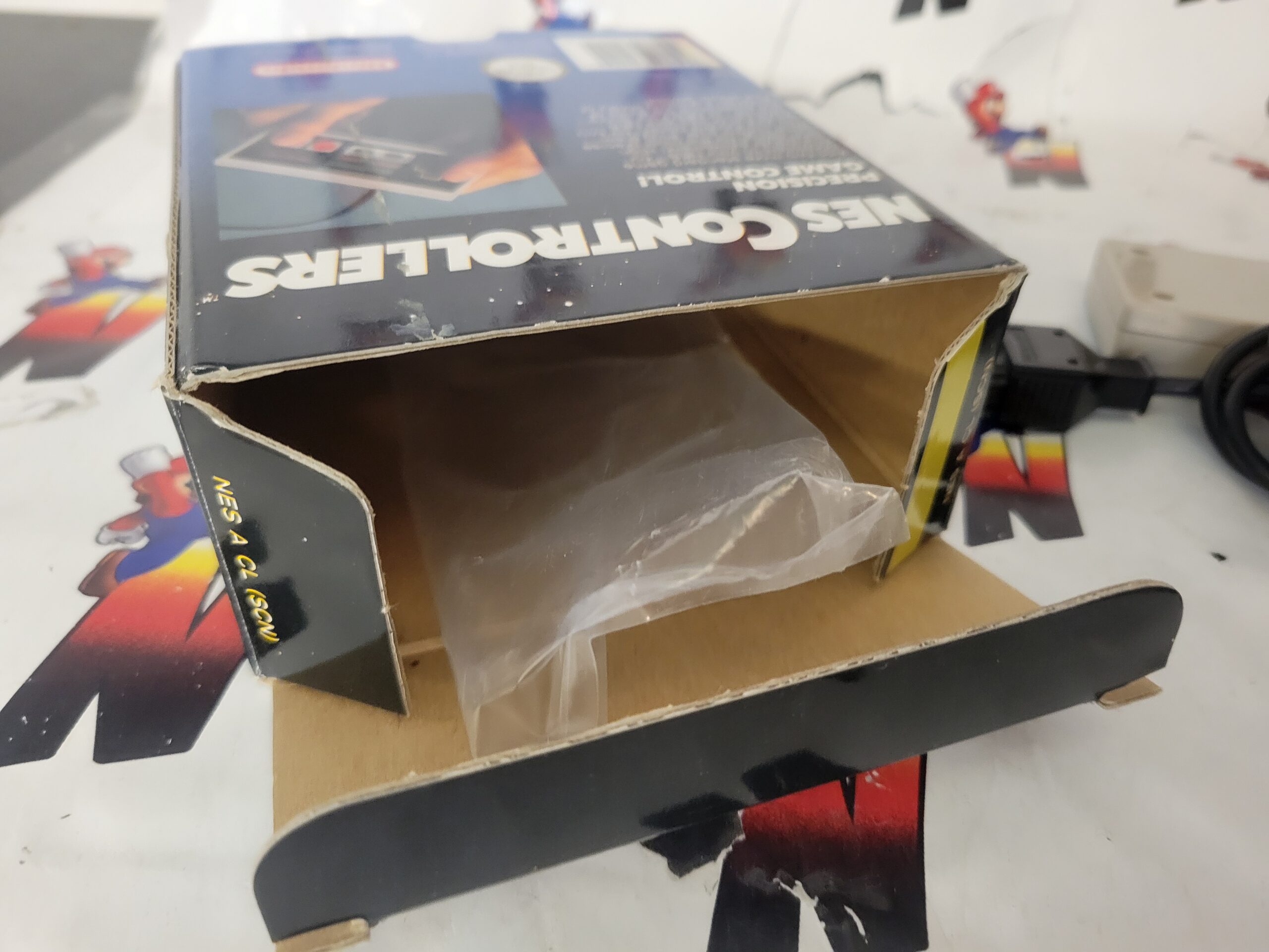 Auktion - 2 NES Kontroll i mycket fin Svenksåld Originalbox - Bild 3