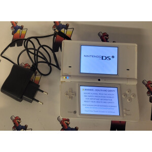 Nintendo DSi Vit (Läs info)